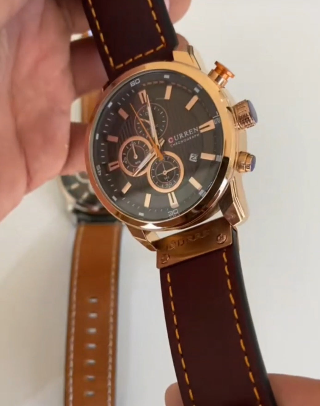 Curren 8291 Linha Legacy – Elegância Esportiva com Presença Marcante