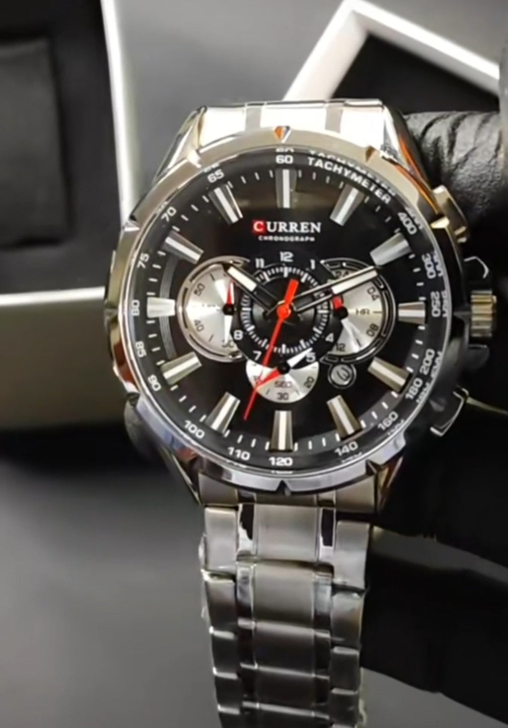 CURREN 8363 Linha Chronograph Executive – Presença Forte e Estilo Sofisticado