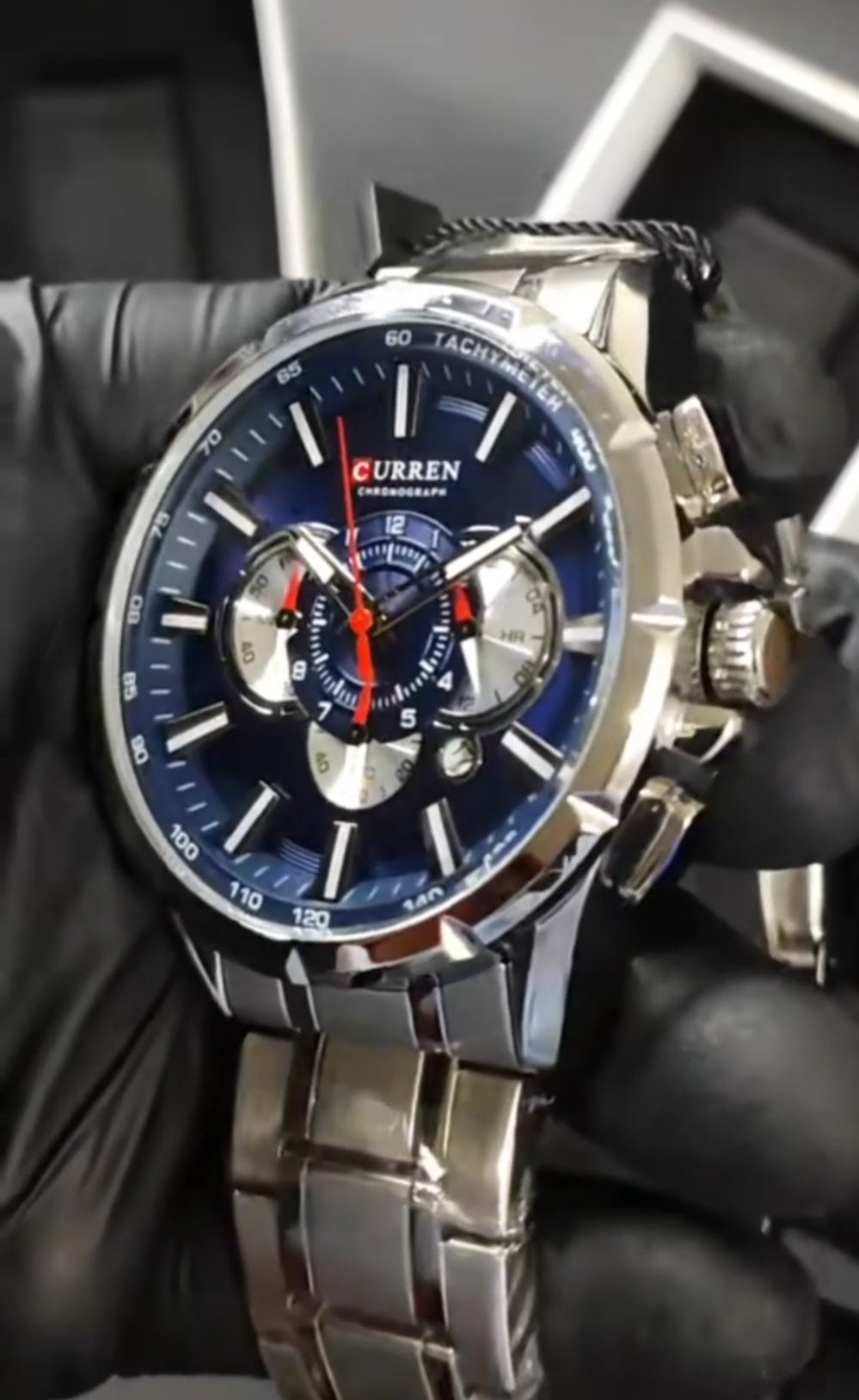 CURREN 8363 Linha Chronograph Executive – Presença Forte e Estilo Sofisticado