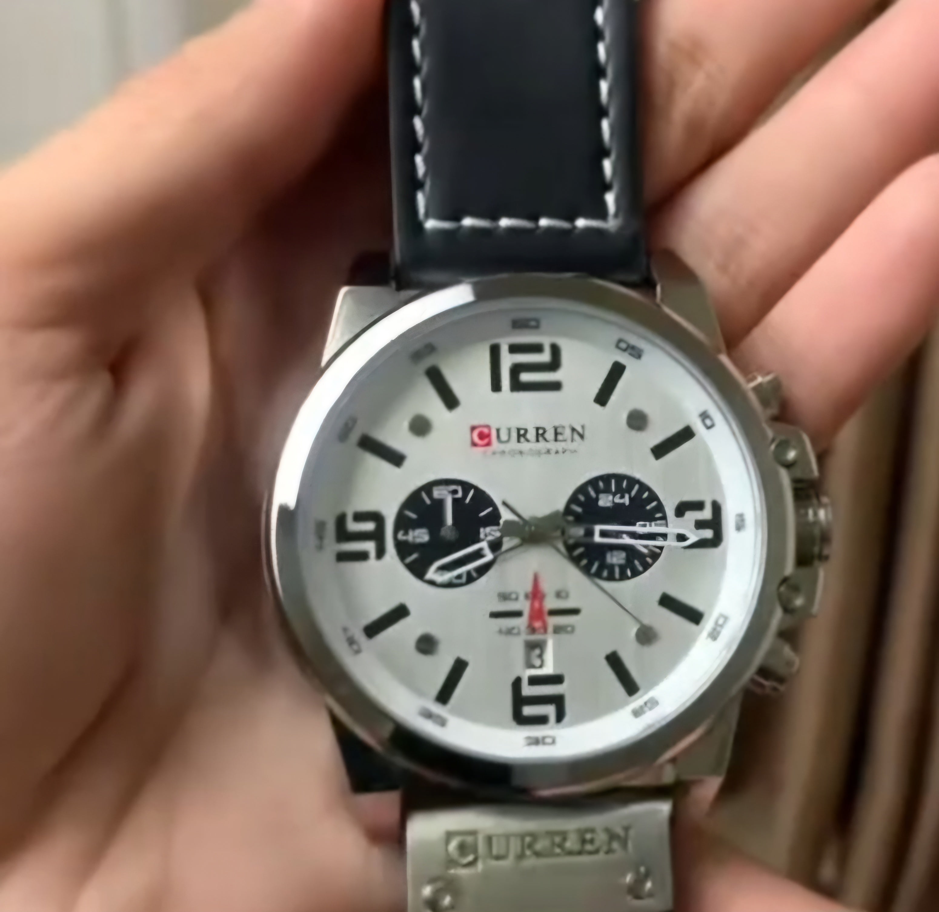 Curren 8314 Linha Vanguard – Presença Esportiva com Elegância Moderna/ pulseira couro, quartzo