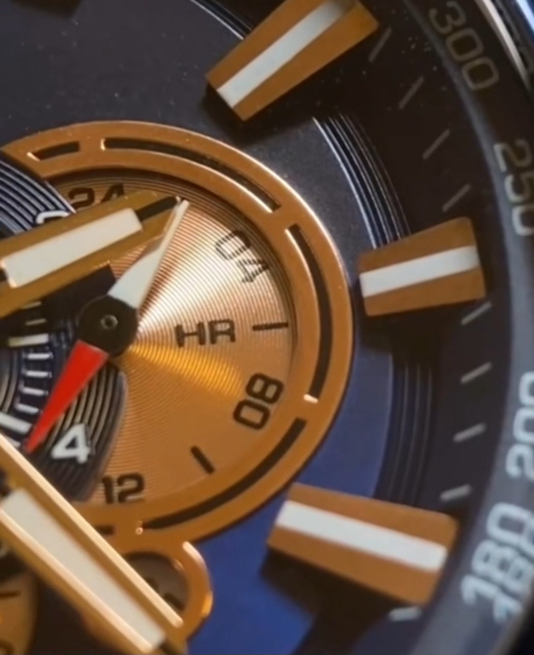 CURREN 8363 Linha Chronograph Executive – Presença Forte e Estilo Sofisticado