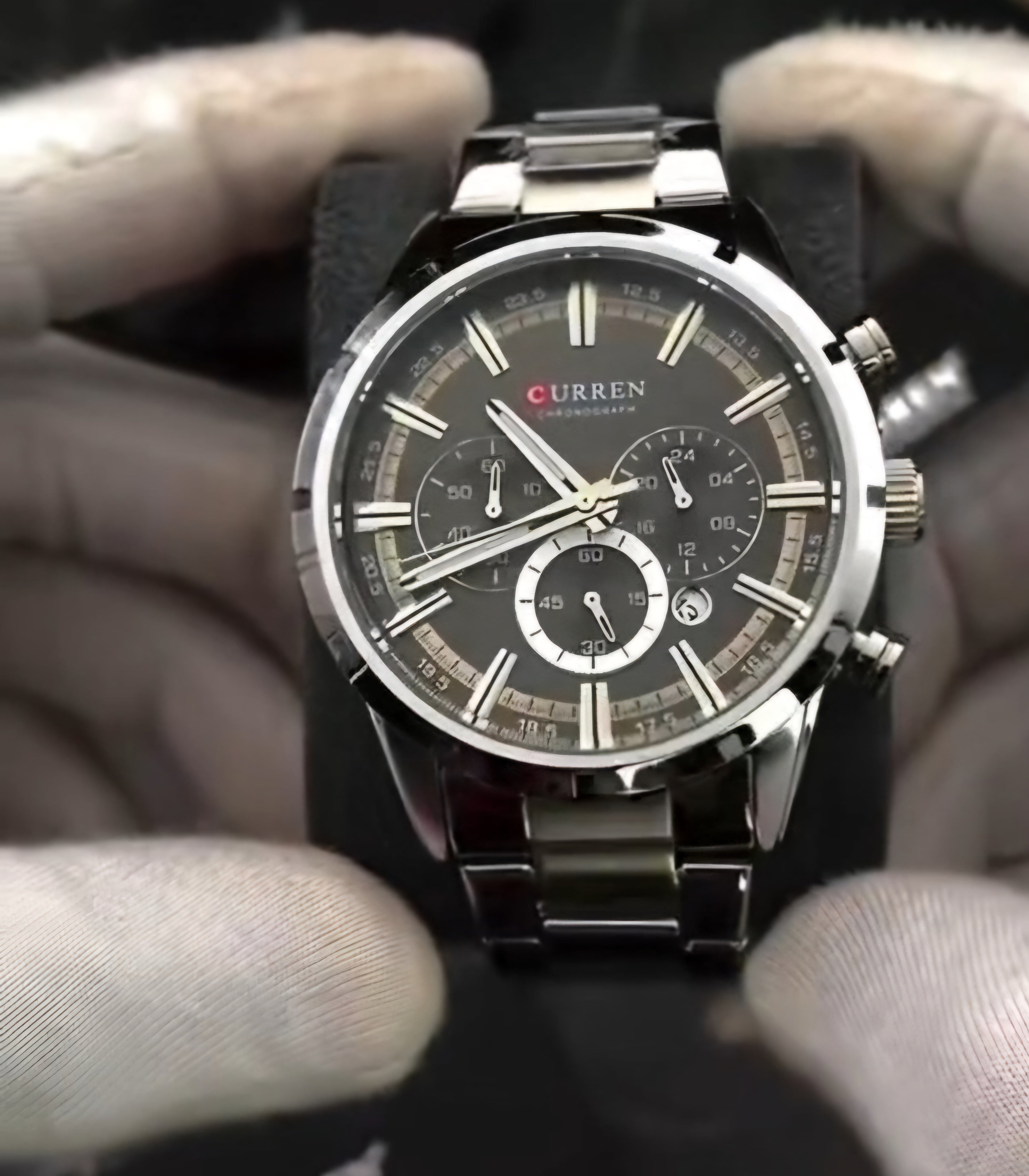 Curren 8355 Linha Prestige Chronograph – Elegância Esportiva com Identidade Forte