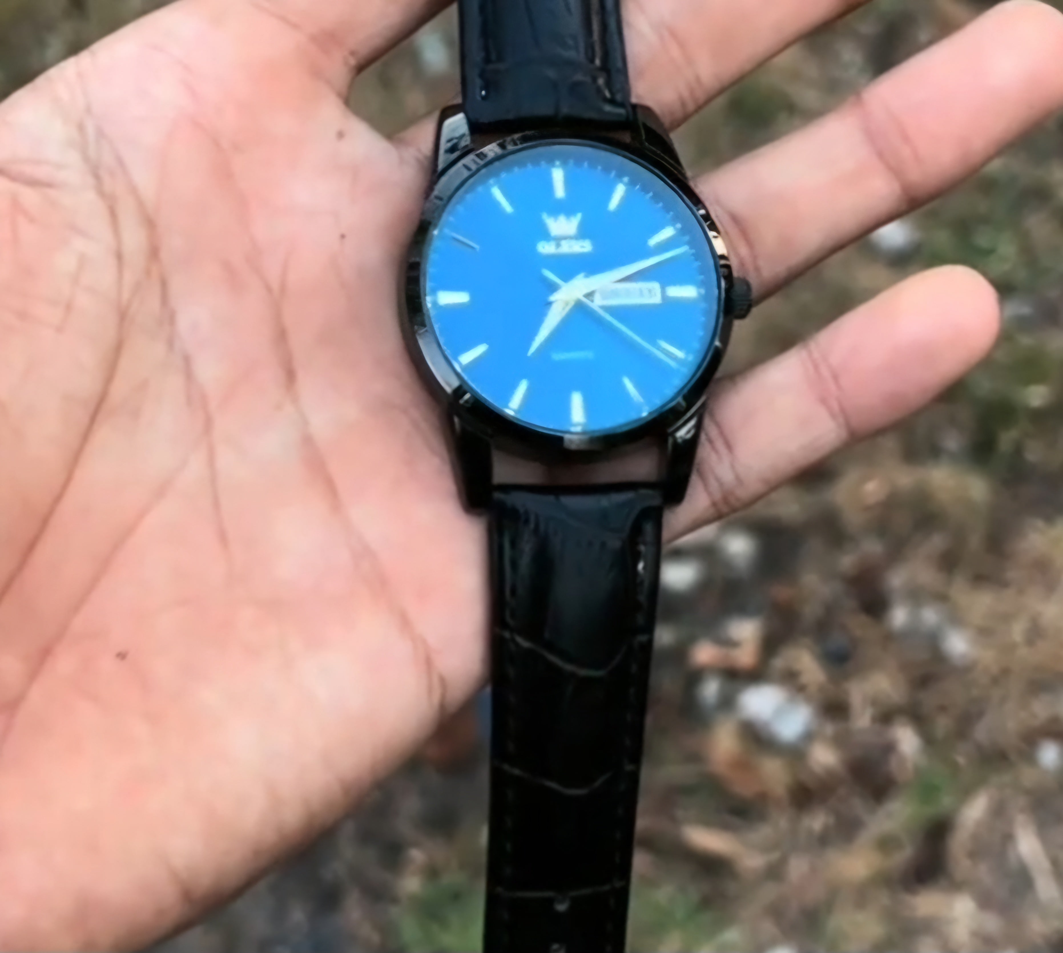 Linha Heritage – Elegância que Define Presença OLEVS 6898 -Relógio de quartzo impermeável, pulseira de couro